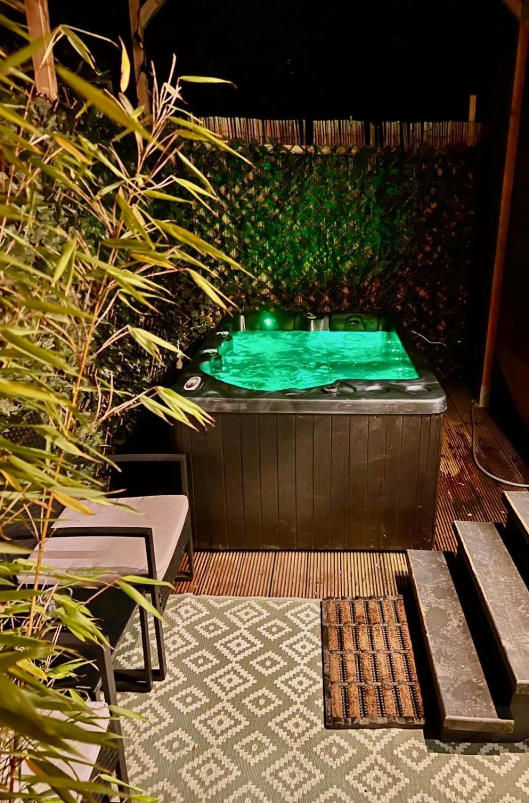 فيلا Tiny House With Garden And Jacuzzi Near Amsterdam Vijfhuizen المظهر الخارجي الصورة